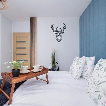 Osiedle Avia Harmonious Apartment With Balcony & Parking Cracow By Renters Prestige คราคูฟ ภายนอก รูปภาพ