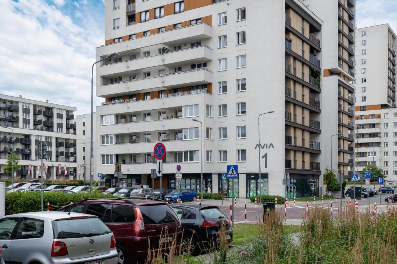 Osiedle Avia Harmonious Apartment With Balcony & Parking Cracow By Renters Prestige คราคูฟ ภายนอก รูปภาพ